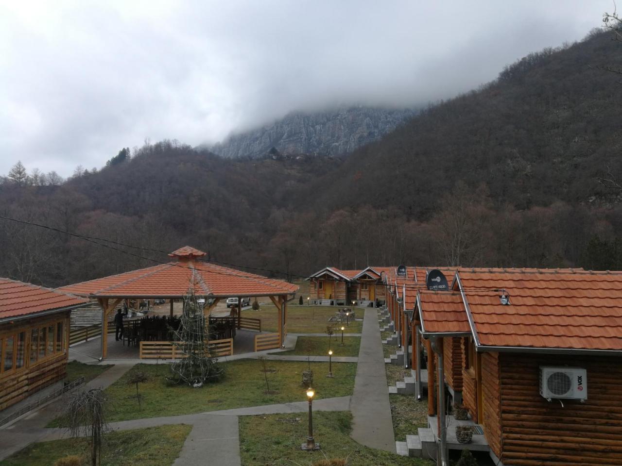 Juzni Vetar Hotel Trnski Odorovci ภายนอก รูปภาพ